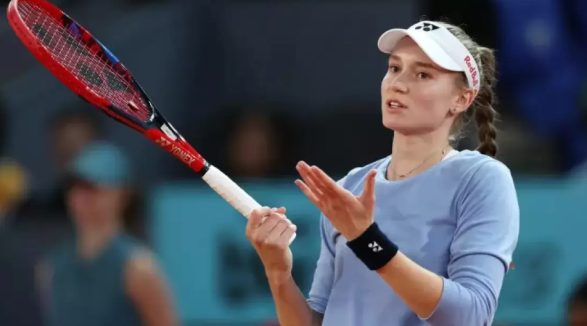 Елена Рыбакина проиграла второй матч на Итоговом турнире WTA