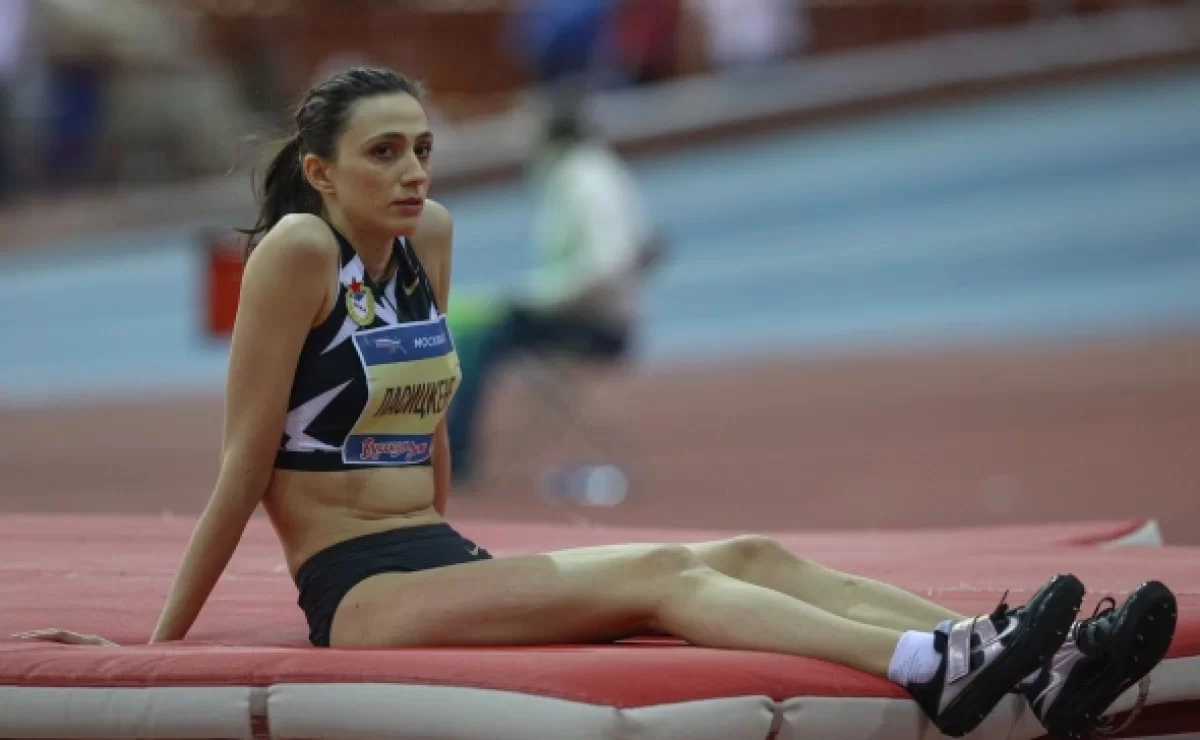 Олимпийская чемпионка по прыжкам в высоту приостановила карьеру
