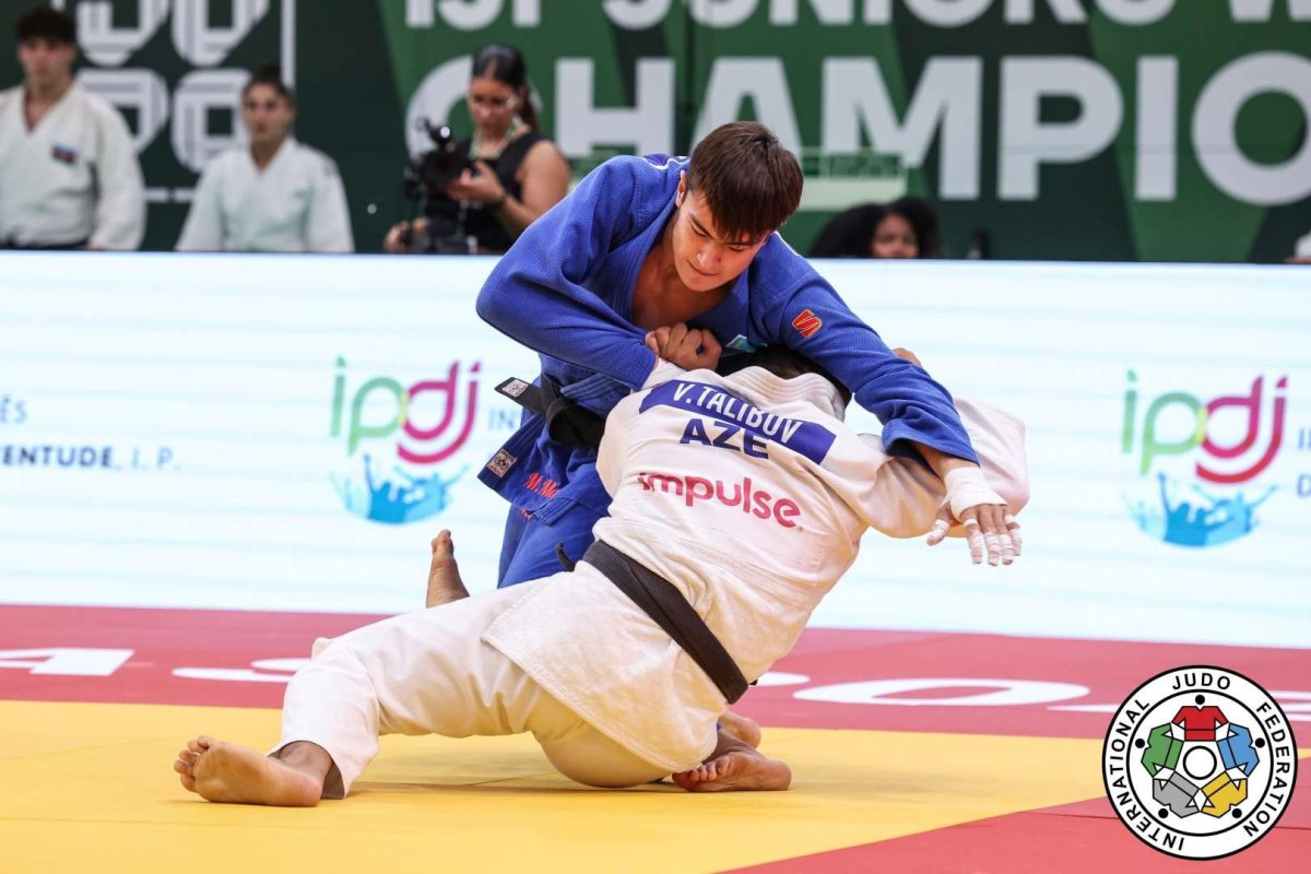 Казахстанский спортсмен уступил четырехкратному чемпиону мира на ЧМ по дзюдо