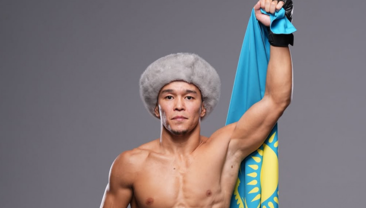 Казахстанец Алмабаев одержал победу на UFC в Абу-Даби