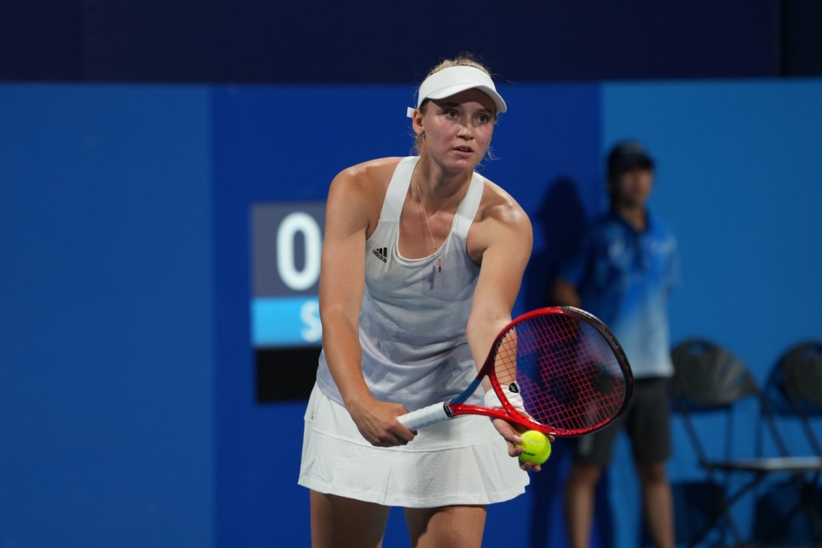 Рыбакина вышла в 1/4 финала турнира серии WTA 1000 в Канаде