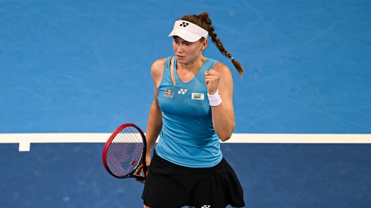 Елена Рыбакина не смогла выйти в четвертый финал турнира WTA 1000