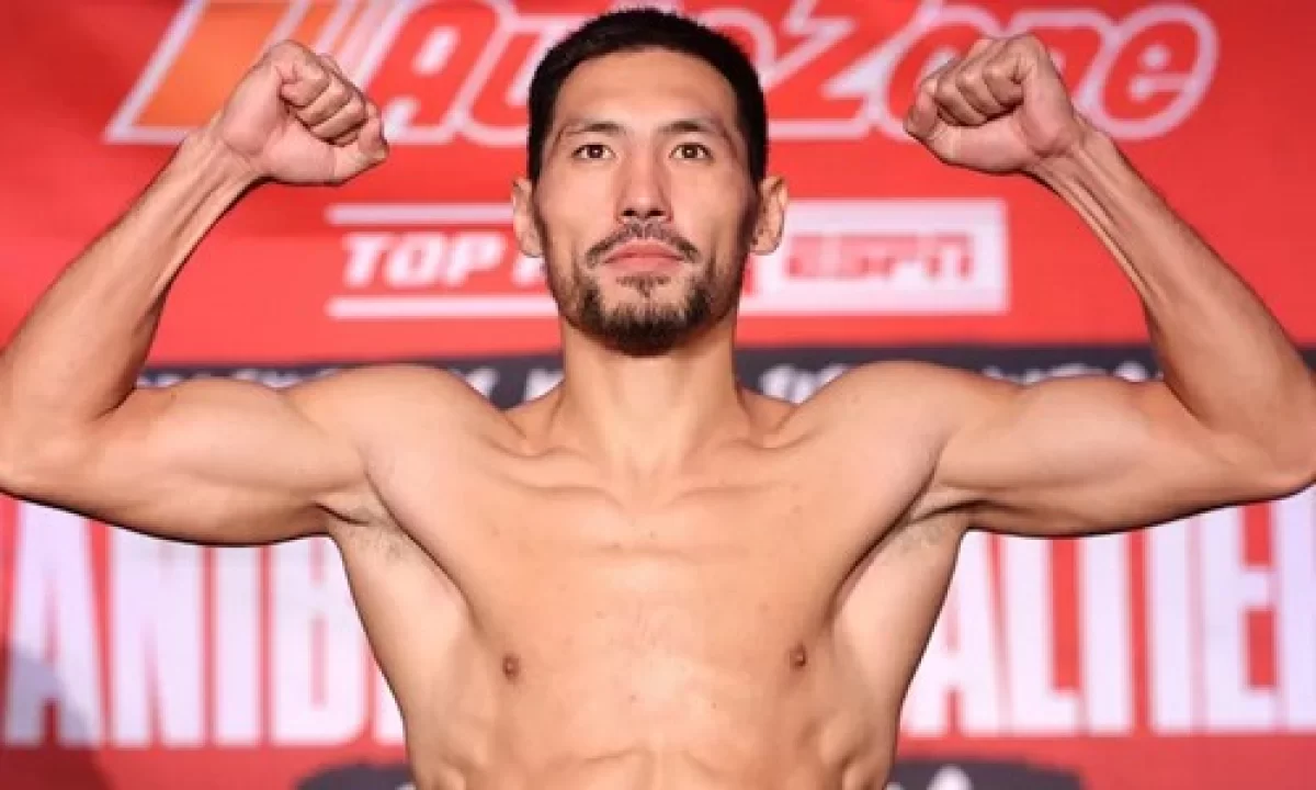 Жанибек Алимханулы жестко прошёлся по чемпиону WBC Карлосу Адамесу