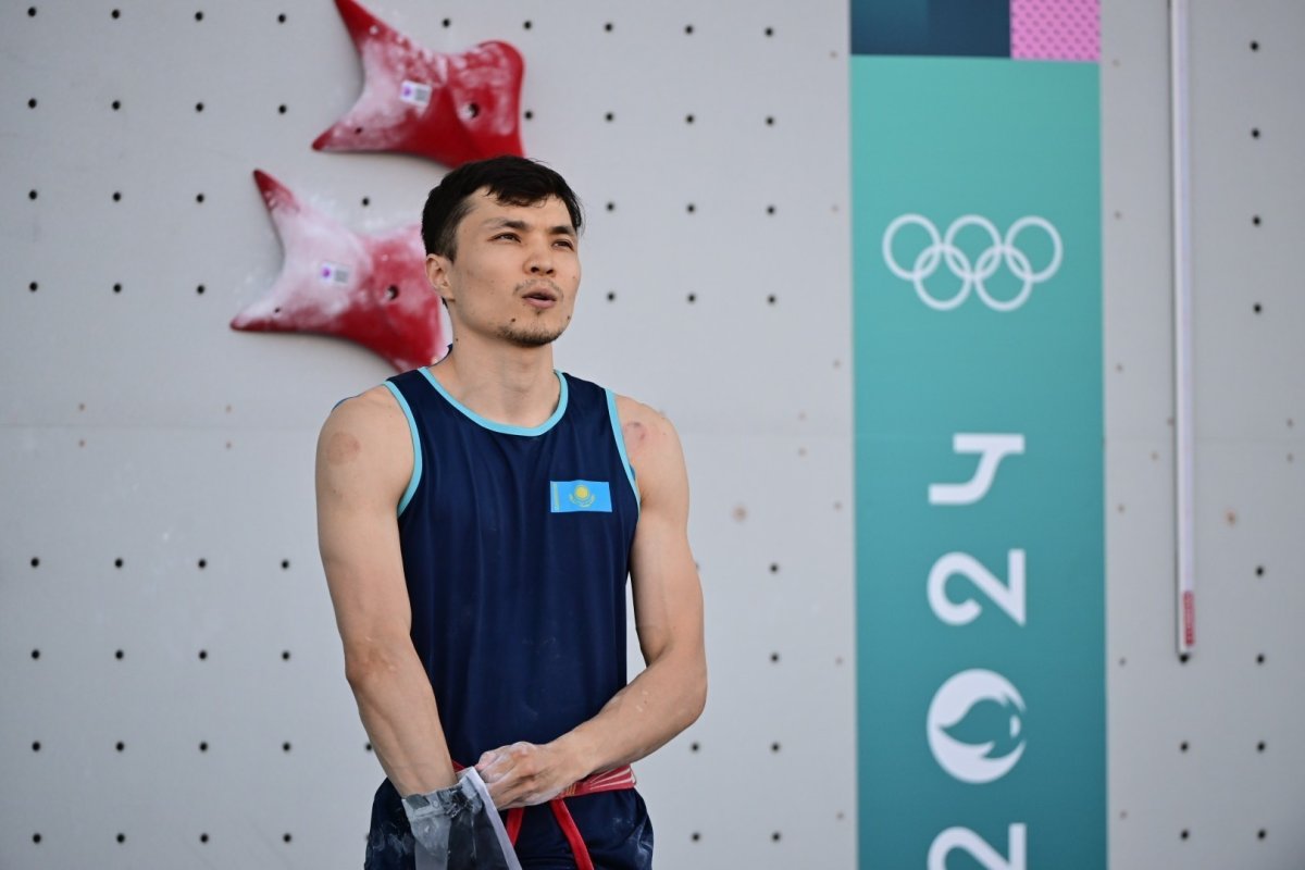 Амир Маймуратов вышел в 1/8 финала чемпионата мира по скалолазанию в Сеуле