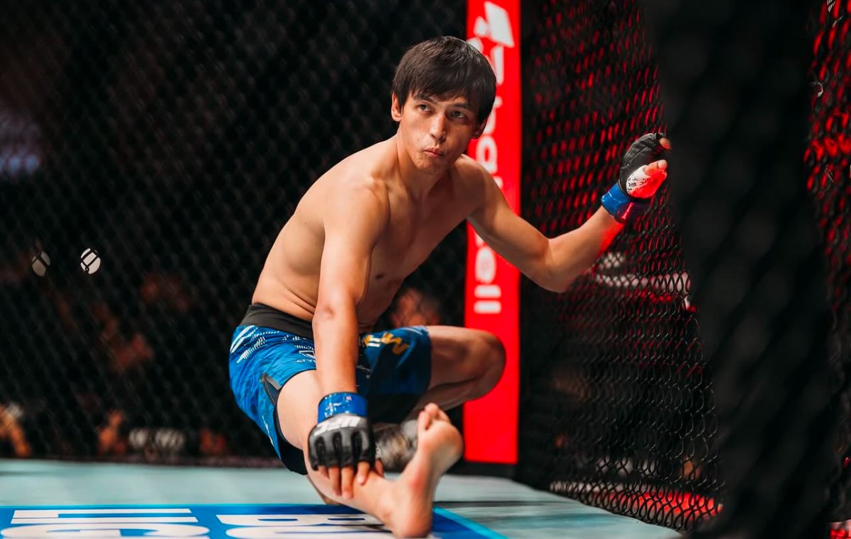 Казахстанский боец проиграл третий бой подряд в UFC