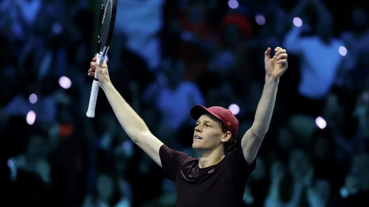 Синнер обыграл Алькараса и вновь стал чемпионом итогового турнира ATP