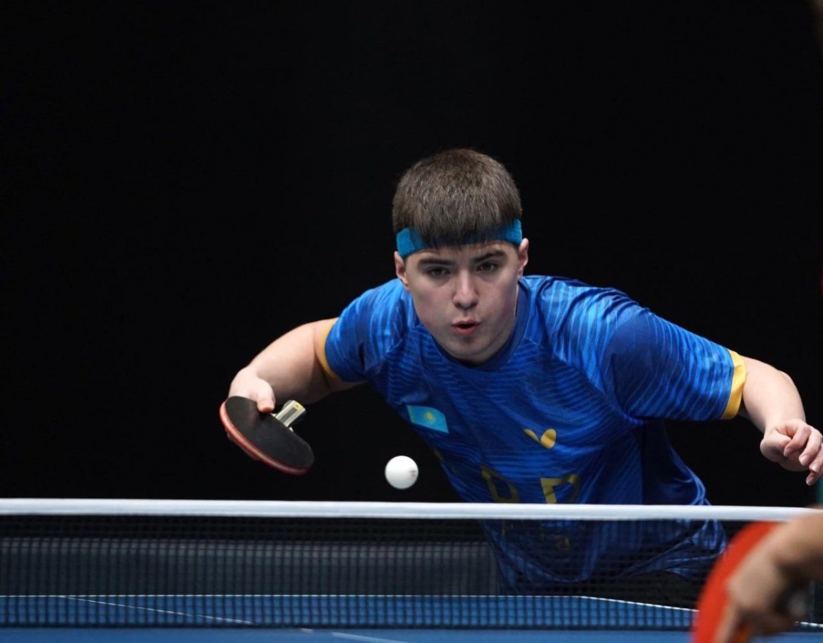 Алан Курмангалиев успешно начал выступление на молодежном ЧМ