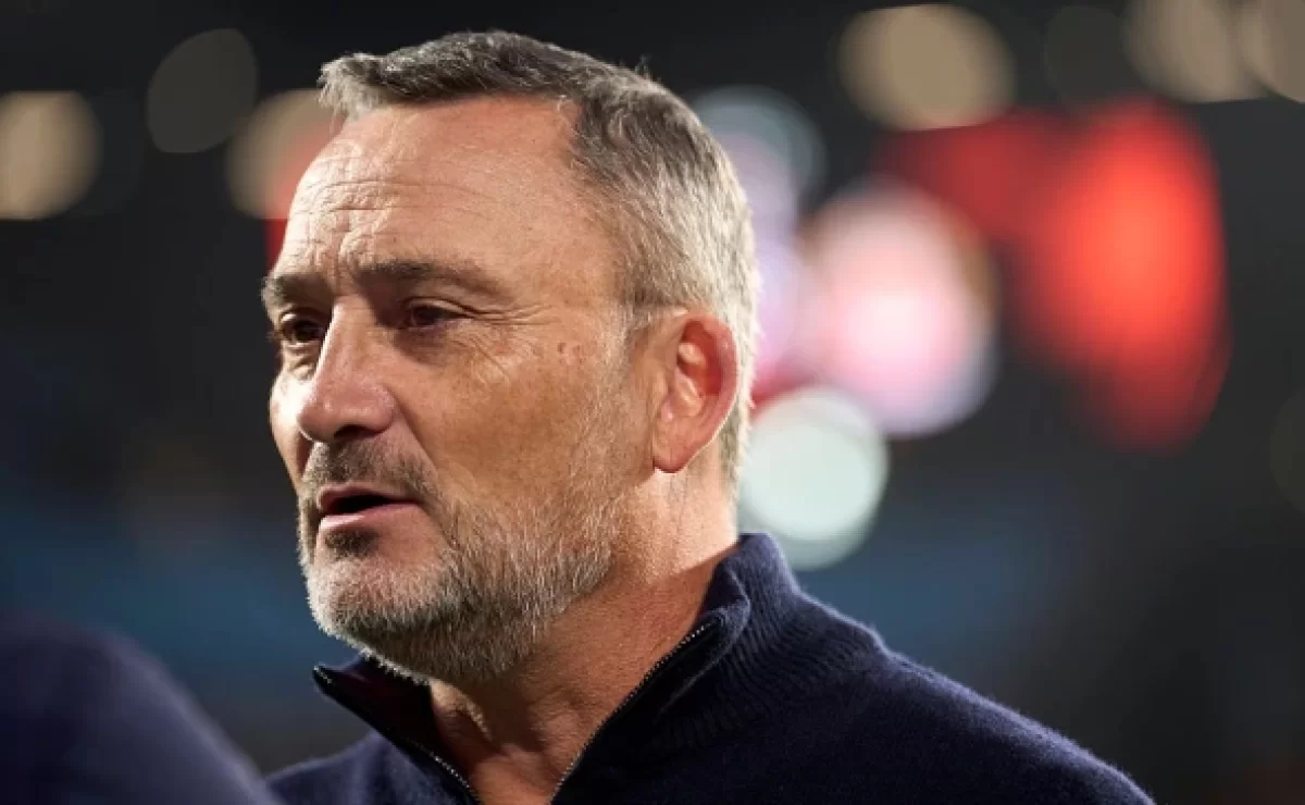 Фанаты «Ниццы» устроили протест с дымовыми шашками после шестого поражения подряд