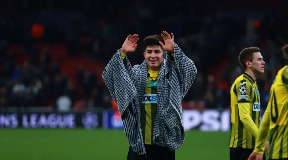 Дастан Сатпаев проходит лечение в Германии: футболист обратился к фанатам