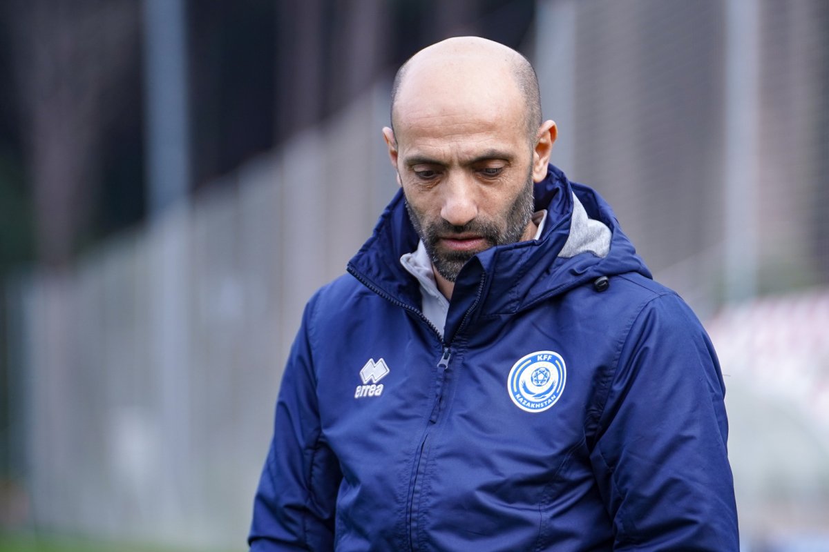 Экс-тренер сборной Казахстана возглавил новый клуб