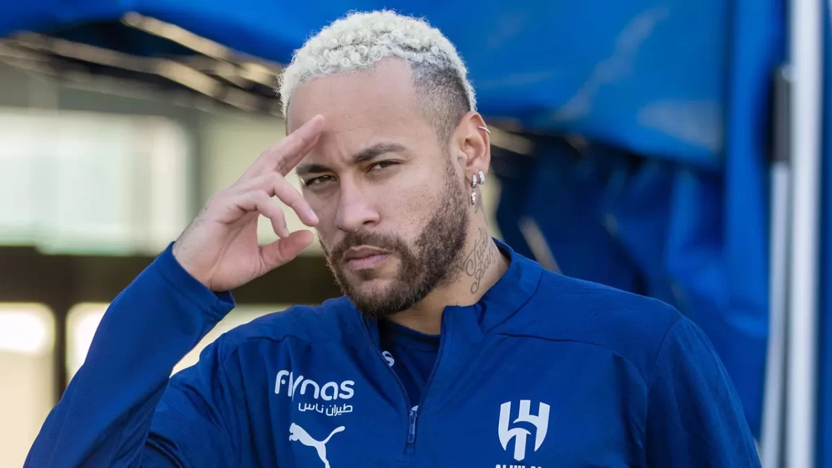 Неймар перенёс операцию на колене