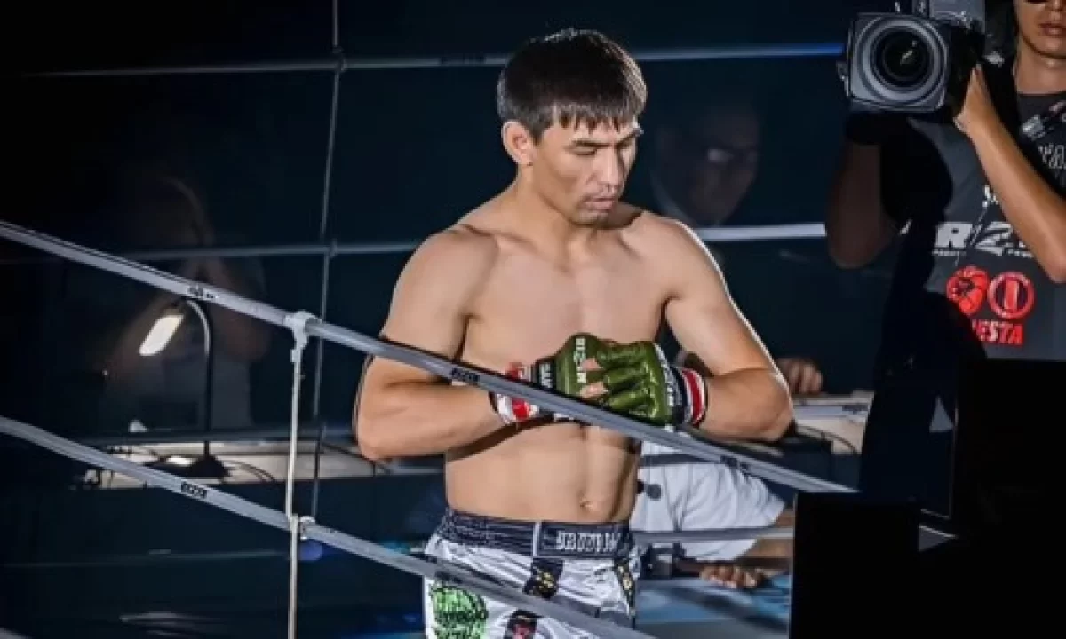 Бой казахстанской звезды ММА завершился неожиданным результатом