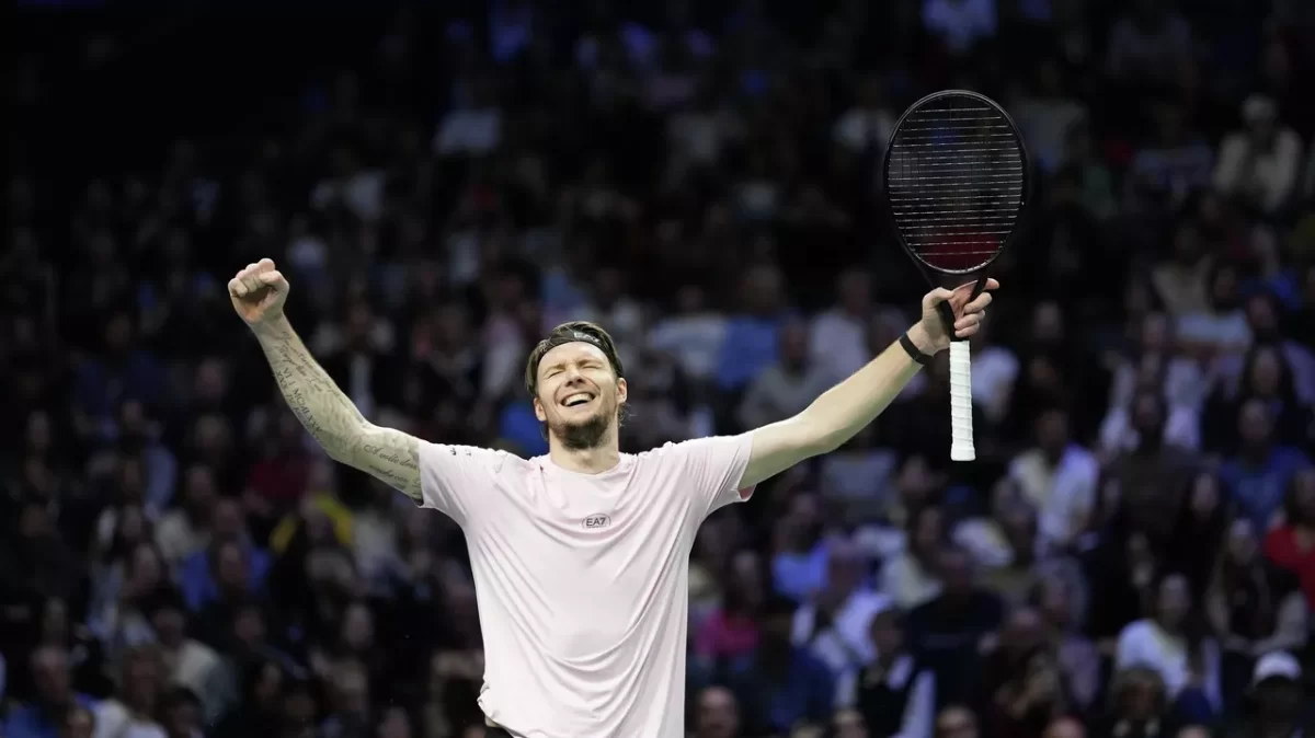 Александр Бублик вышел в полуфинал турнира в Гонконге