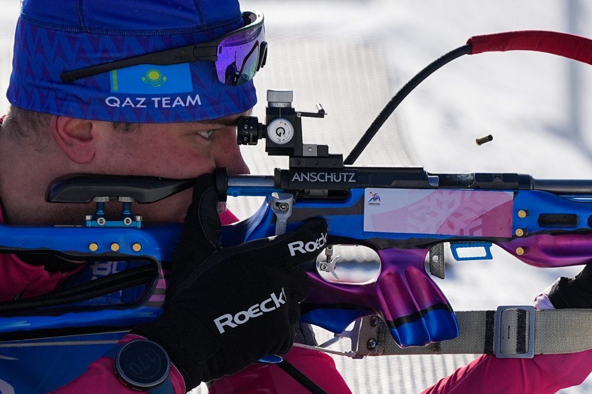 Стал известен состав сборной Казахстана по биатлону на Олимпиаду-2026