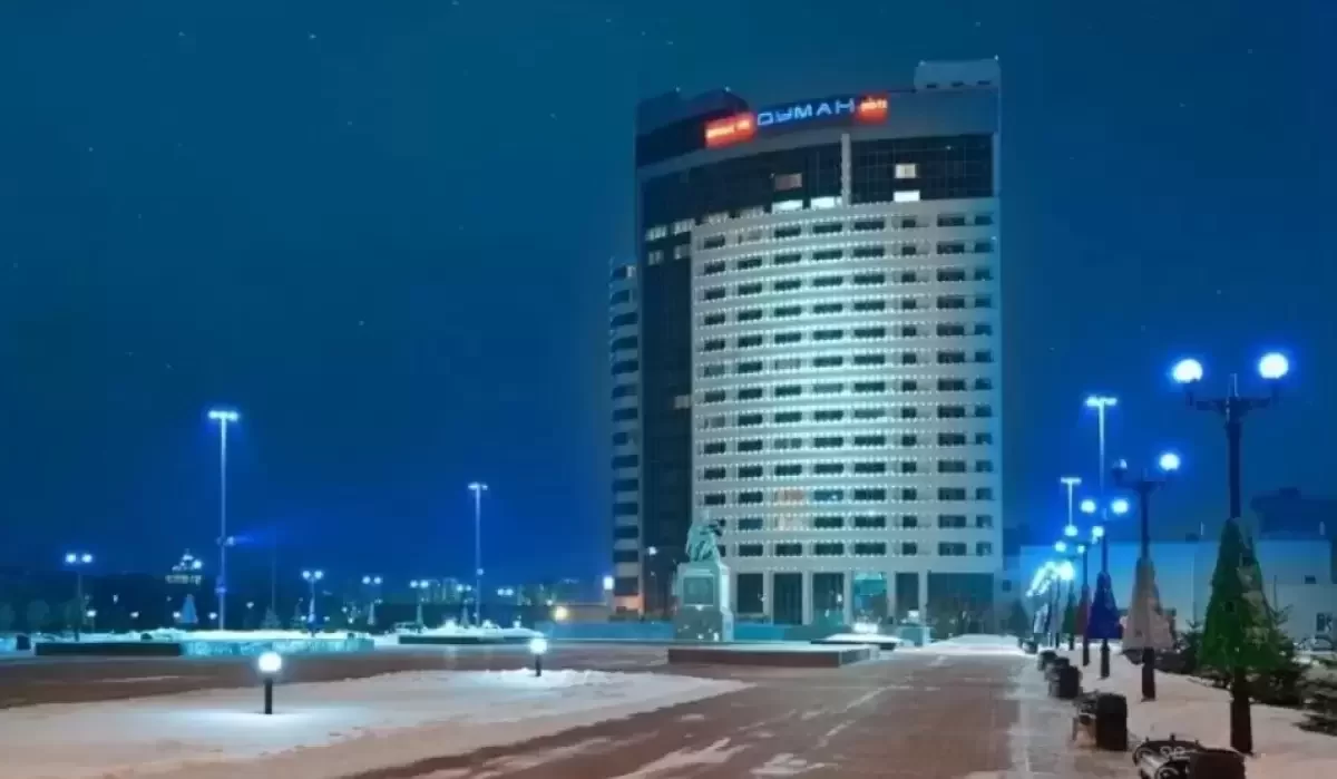 Банк вместо чемпионок: холдинг «Байтерек» объяснил, зачем забрали здание у столичных гимнасток