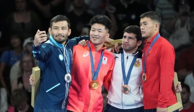 "Серебро" Жадраева - большой успех: тренер о выступлении казахстанца