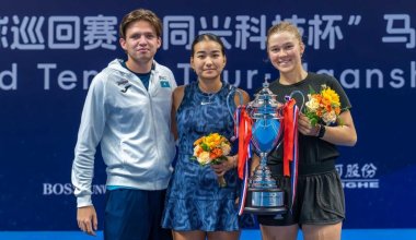 Казахстанка выиграла теннисный турнир в Китае