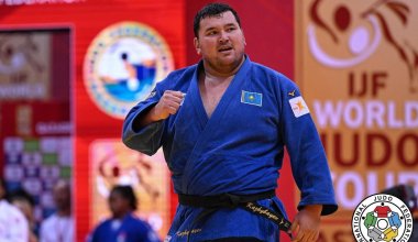 Казахстанец проиграл призеру Олимпиады на ЧМ по дзюдо