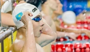 Казахстанские пловцы стартовали на юниорском чемпионате мира в Румынии