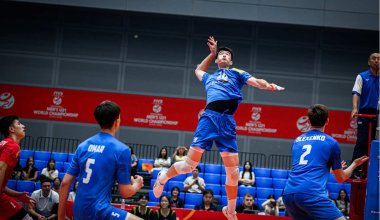 Казахстанские волейболисты вышли в 1/8 финала молодежного ЧМ