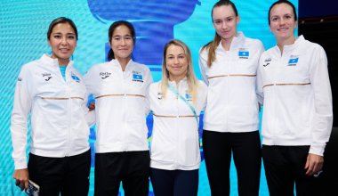 Сборная Казахстана продолжает подготовку к чемпионату мира по теннису