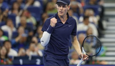 Синнер пробился в финал турнира ATP в Пекине, обыграв де Минора в трёх сетах