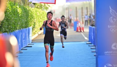Рамазан Айнегов выиграл серебро на юношеских Азиатских играх по триатлону