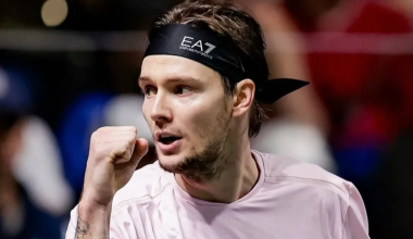 Казахстанский теннисист Бублик сотворил сенсацию на «Мастерсе»