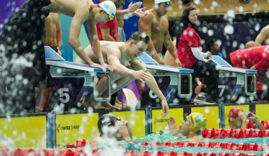 Казахстанские пловцы завоевали серебро на Играх исламской солидарности