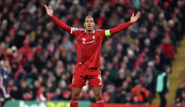 «Ливерпуль» вновь разобран: клуб потерпел третье крупное поражение подряд