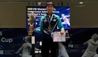 Казахстанец завоевал «золото» на этапе Кубка мира по фехтованию среди кадетов