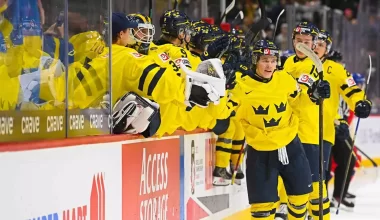 Сборная Швеции выиграла молодежный чемпионат мира по хоккею