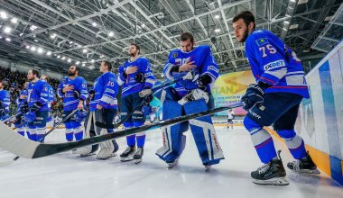 Хоккеисты из Казахстана выступят на Континентальном Кубке