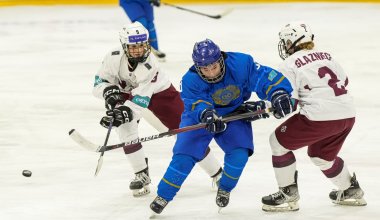 Казахстан одержал вторую победу на юниорском ЧМ по хоккею