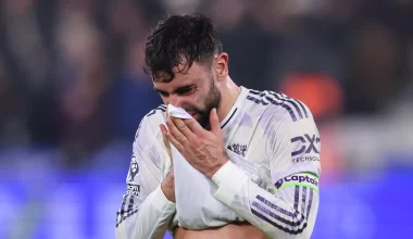 «Манчестер Юнайтед» потерял очки и завершил серию побед в АПЛ