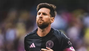 Лионель Месси получил травму во время матча