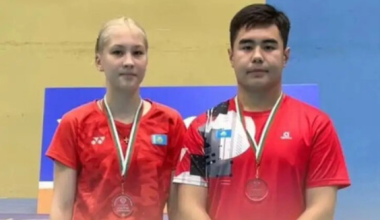 Казахстан завоевал четыре медали на юниорском турнире по бадминтону в Уганде